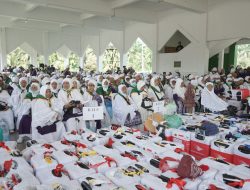 Bupati Asahan Sambut Pemulangan Jamaah Haji Kabupaten Asahan Kloter 01