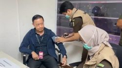 Tom Lembong Jalani Tes Kesehatan Sebelum Ditahan Kejagung