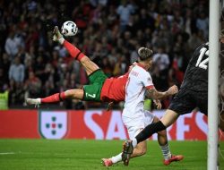 Cristiano Ronaldo Ciptakan Sensasi Gol Salto di Usia Nyaris 40 Tahun: Tinggalkan Lionel Messi Semakin Jauh