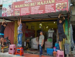 Menyalahi Aturan, Sejumlah Ruko Tempat Usaha di Kecamatan Medan Petisah Ditertibkan