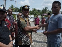 Wabup Asahan Serahkan Kartu BPJS Gratis dan KIP, Tegaskan Komitmen Pemkab Wujudkan Masyarakat Sejahtera dan Cerdas