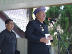 Peringatan Hardiknas 2025 di Asahan Meriah, Bupati Kenakan Tanjak Melayu dan Ajak Pelajar Raih Masa Depan Gemilang