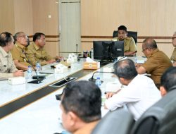 Bobby Nasution Serius Tangani Hama Lalat Buah di Perkebunan Jeruk Sumut