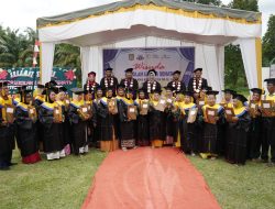 Wakil Bupati Asahan Wisuda 25 Lansia, Tegaskan Komitmen Wujudkan Kabupaten Layak Lansia