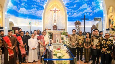 Wali Kota Medan Hadiri Misa Requiem Uskup Emeritus Alfred Gonti Pius Datubara