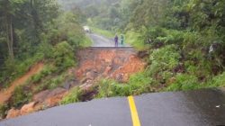Bencana Beruntun di Tapsel: Longsor, Jalan Nasional Putus, dan Ratusan Rumah Terendam Banjir