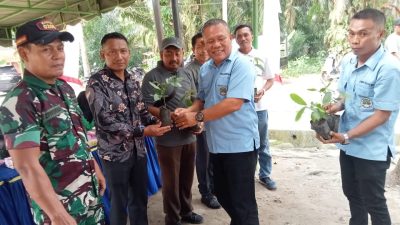 “Satu Bibit, Sejuta Manfaat” Menggema di Kisaran, LEI–WALHI Asahan Bagikan 2.000 Bibit untuk Lawan Bencana Ekologis