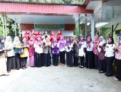 Posyandu Melur Asahan Terima Kunjungan Studi Tiru Persit Chandra Kirana Kodim 0208/Asahan