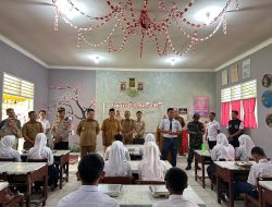 Hari Kedua Program Makan Bergizi Gratis di SMPN 2 Silau Laut, Wabup Asahan Pastikan Berjalan Optimal