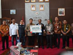 Inalum Salurkan Bantuan Rehabilitasi Gereja Terdampak Banjir di Humbang Hasundutan