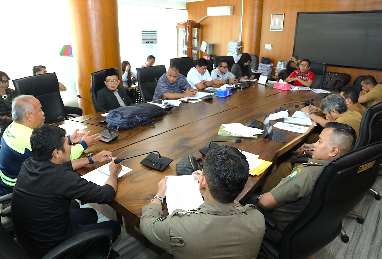 Komisi IV DPRD Medan RDP Soal Ekspedisi Picu Macet dan Bangunan Tanpa PBG, OPD Diminta Bertindak Tegas