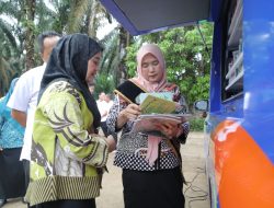Bunda Literasi Asahan Tinjau Perpustakaan Keliling di Aek Ledong, Dorong Minat Baca Pelajar