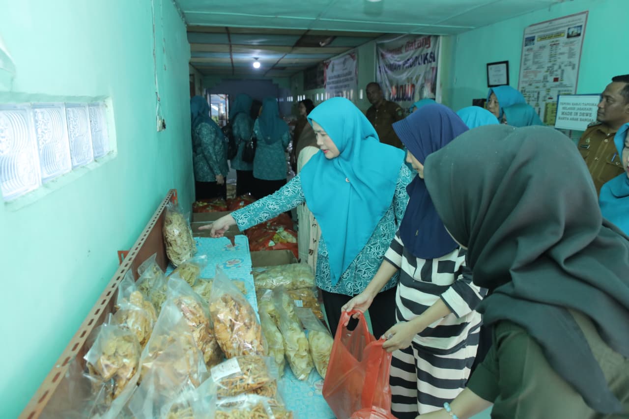 Ketua TP PKK Asahan Bina Lomba UP2K PKK, Sentang Siap Wakili Sumut