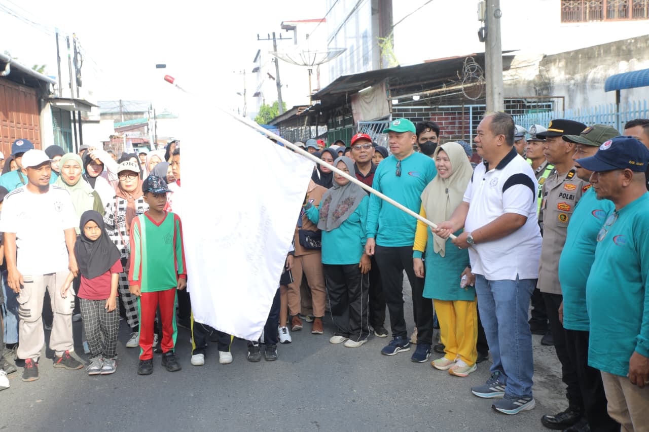 Bupati Asahan Lepas Gerak Jalan Santai Peringati May Day 2026