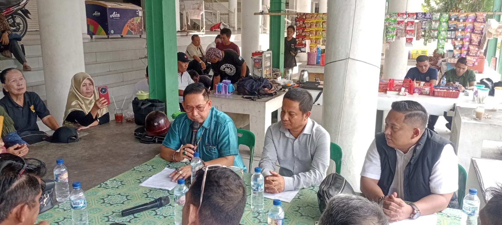 Ketua DPRD Medan Tinjau Pasar Aksara Baru, Soroti Drainase hingga Sepinya Pembeli