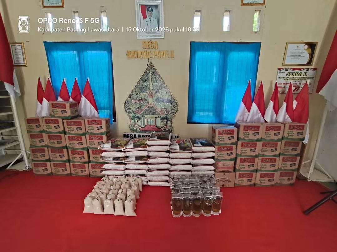 BUMDes Batang Pane II Salurkan Santunan Sembako untuk Anak Yatim