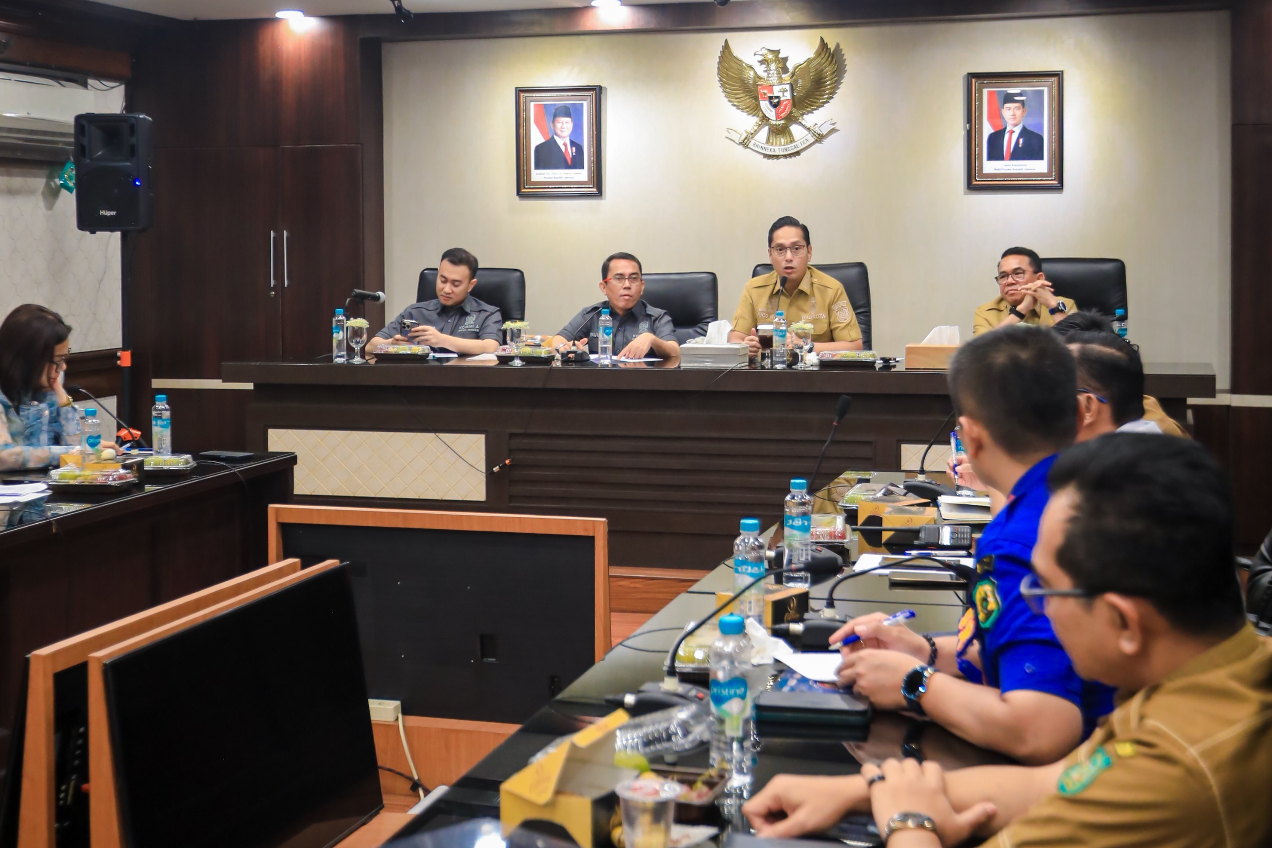 Rico Waas dan DPRD Medan Bahas Banjir hingga Pengadaan Mobil Damkar